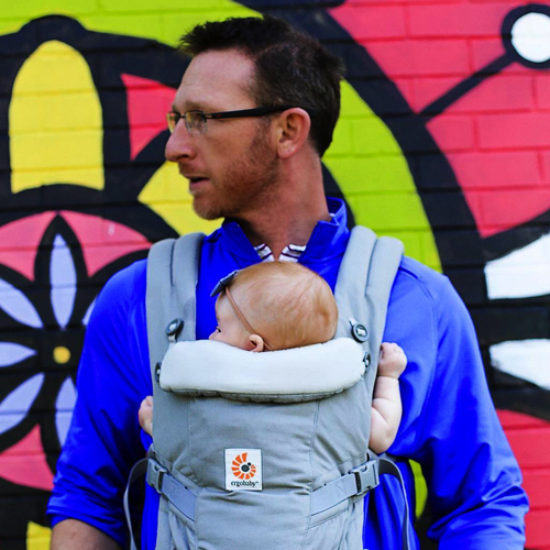 Ergobaby influencer marketing example